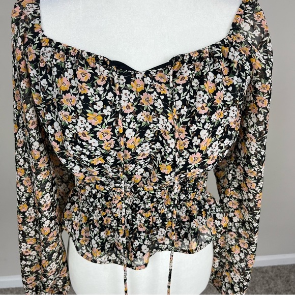 LUSH LONG SLEEVE BLACK FLORAL BLOUSE TIE NECK SMOCKED WAIST SIZE SMALL PETITE - Picture 5 of 16